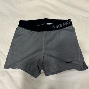Nike Pro Dri-fit Women’s Mid Rise Shorts